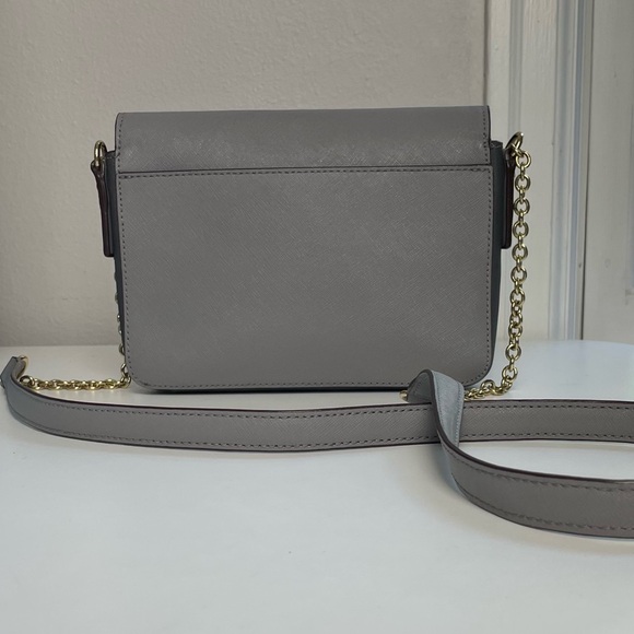 EUC Henri Bendel Crossbody - Picture 2 of 13